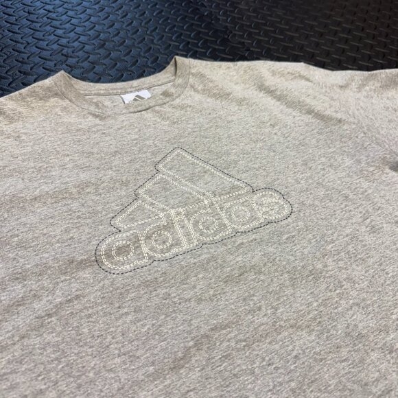ADIDAS Grey Baggy T-Shirt - Picture 2 of 3